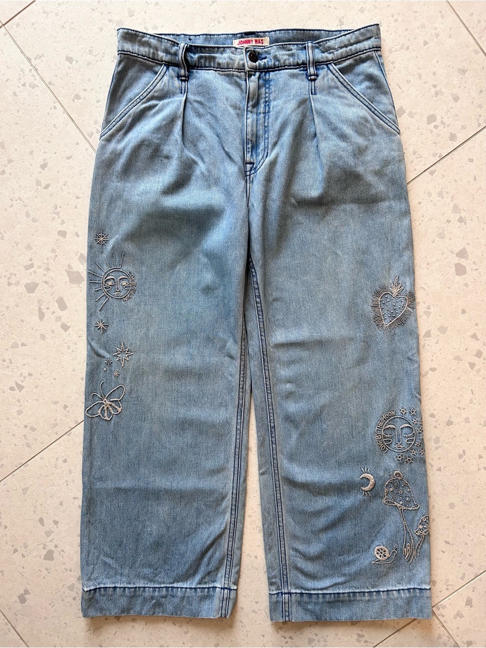 Johnny Was Noah Pleated Trouser Embroidered High Rise Straight Leg Jean